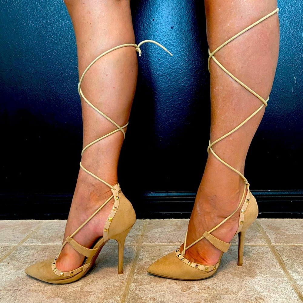 Wild Diva Lounge Nude Heels with Straps size 7.5